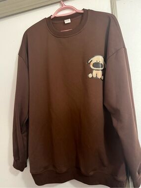 Brown Crewneck Sweatshirt with Cute Puppy Graphic